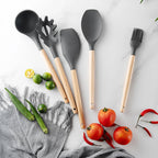 Silicone Kitchenware Cooking Utensils Set Non-stick Cookware Spatula Shovel Egg Beaters Wooden Handle Kitchen Cooking Tool Set