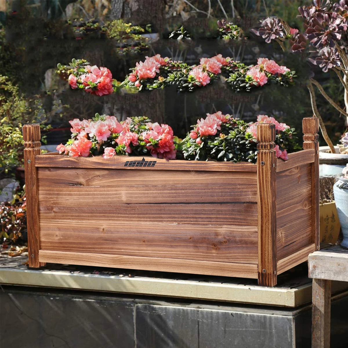 Outdoor Wood Planter Box Raised Garden Bed for Flowers And Vegetables