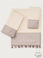 Av Anti Beaufort Ivory 27 x 50 Bath Towel